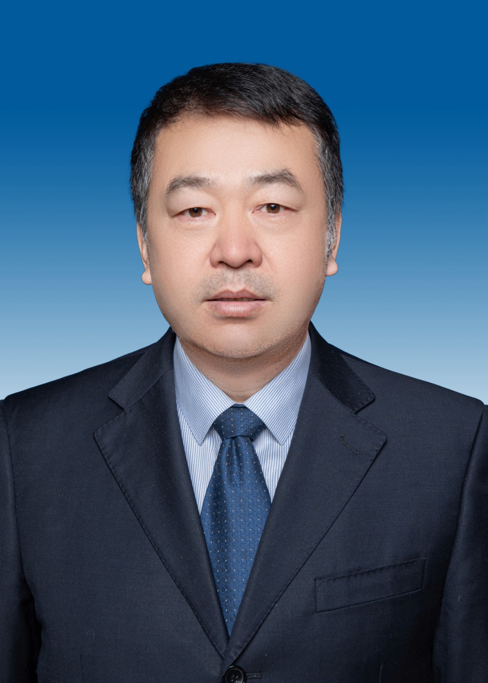 中心党委委员，副主任 王希江