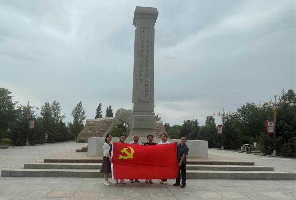 32f3435fe99a4de68670cae82995c318.Jpeg