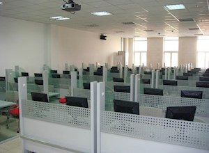 疾控中心信息中心多媒体培训教室介绍
