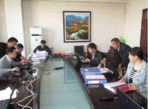 我区包虫病流调数据库顺利通过国家专家组的验收